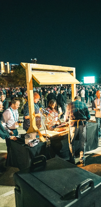 catering and beverages image